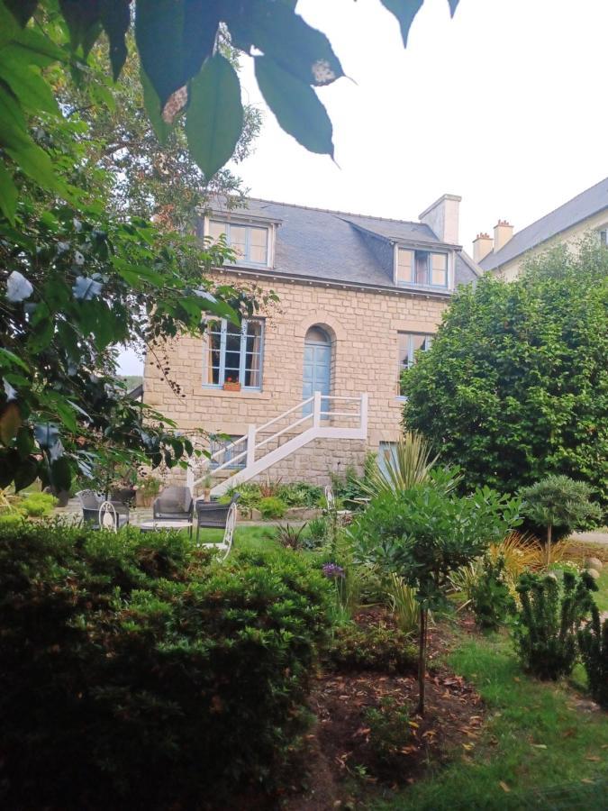 Le Banellou Bed and Breakfast Quimper Eksteriør billede