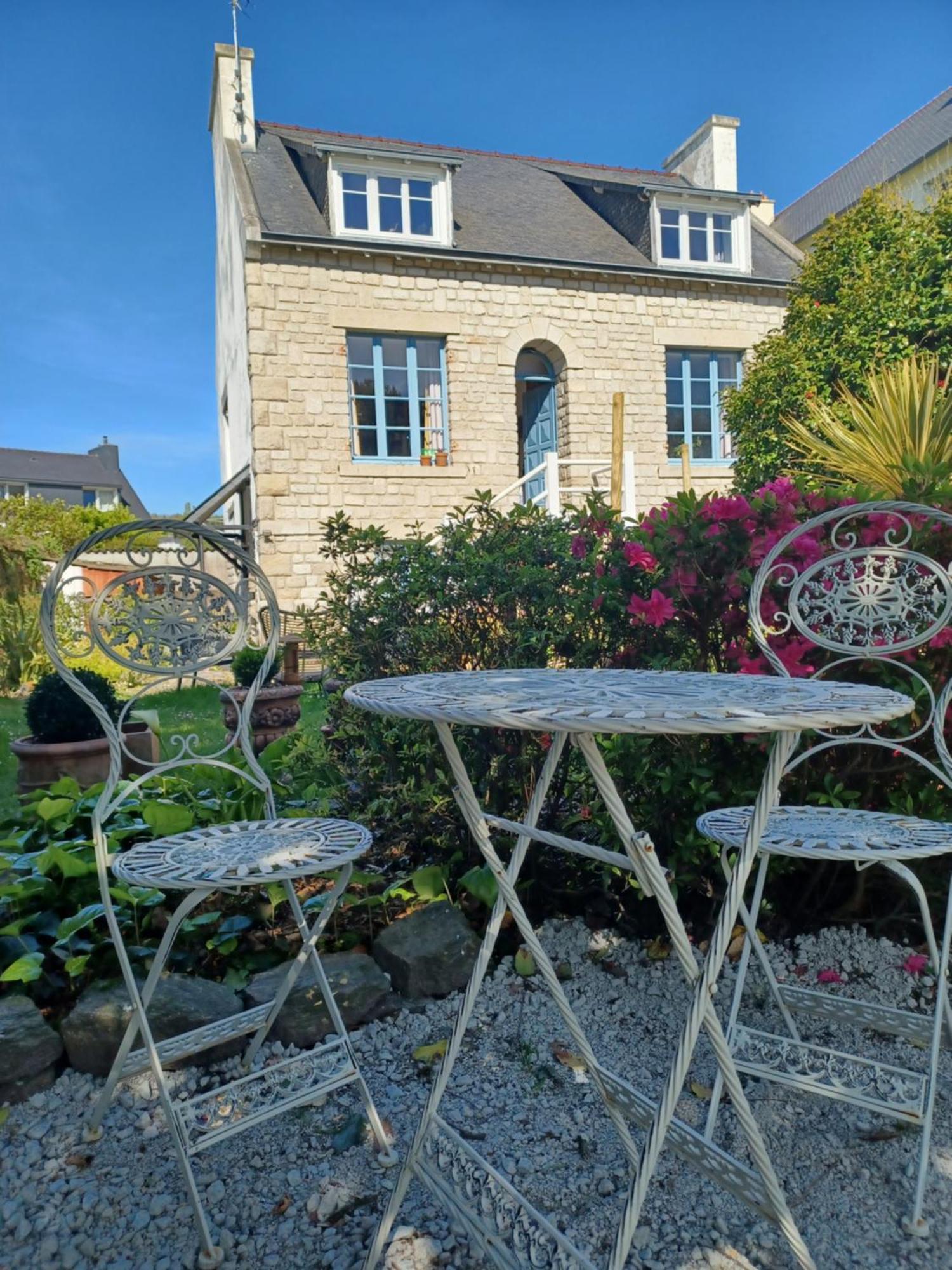 Le Banellou Bed and Breakfast Quimper Eksteriør billede