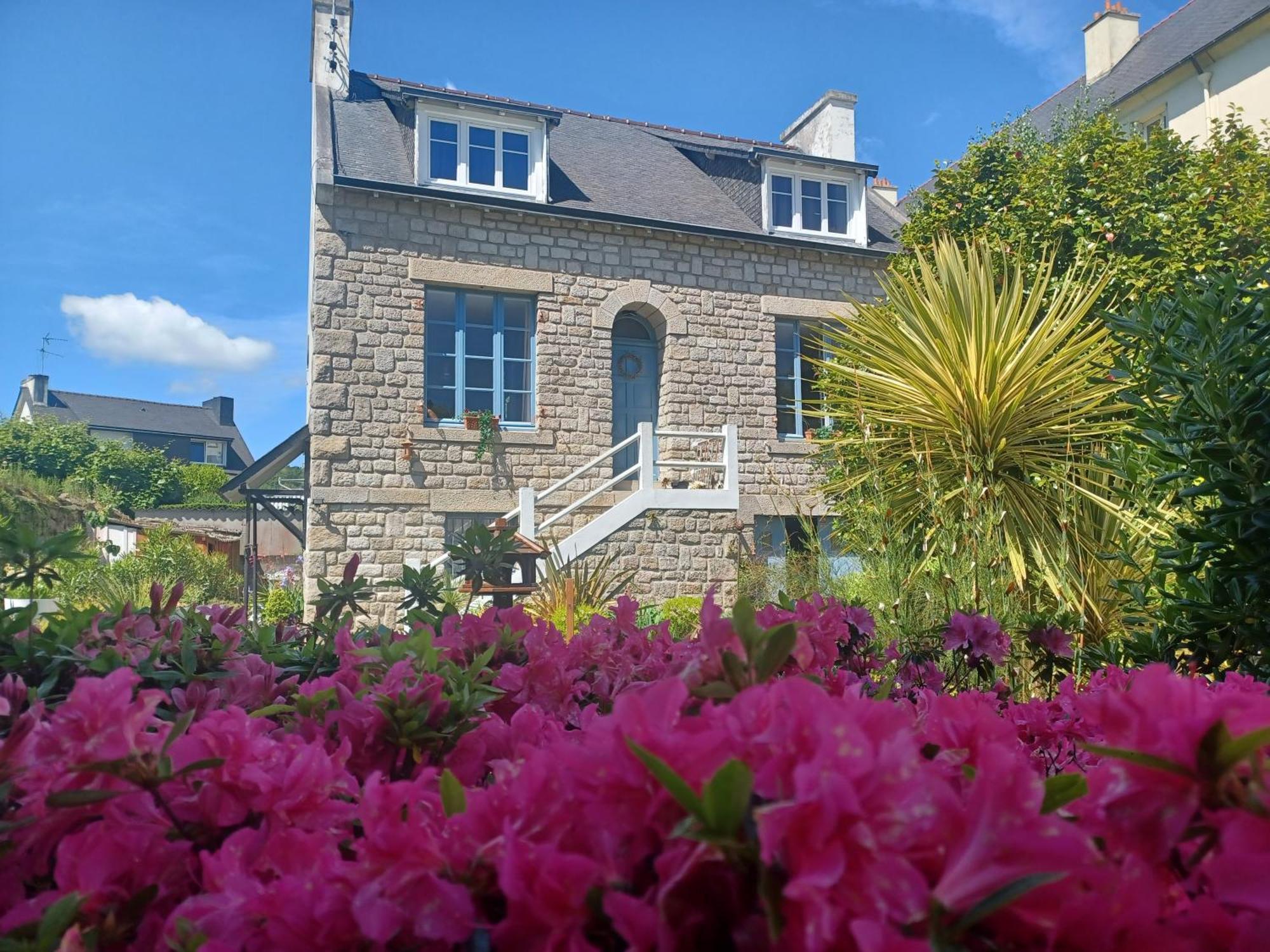 Le Banellou Bed and Breakfast Quimper Eksteriør billede